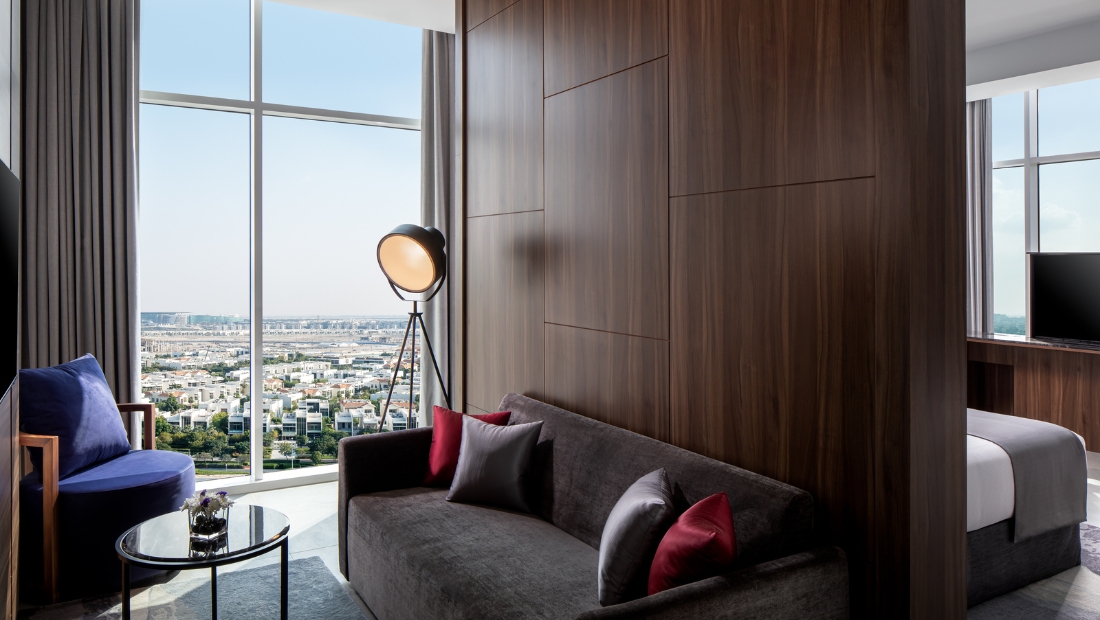 Sky Bay Corner Suite